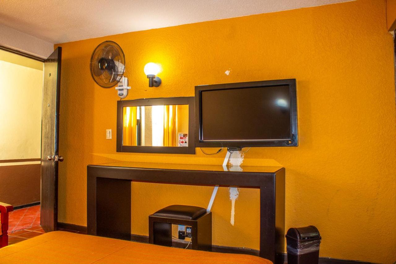 Hotel Villa Capri Morelia Exteriér fotografie